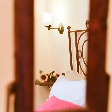 Frühstückspension Vicolo Della Scala 2*