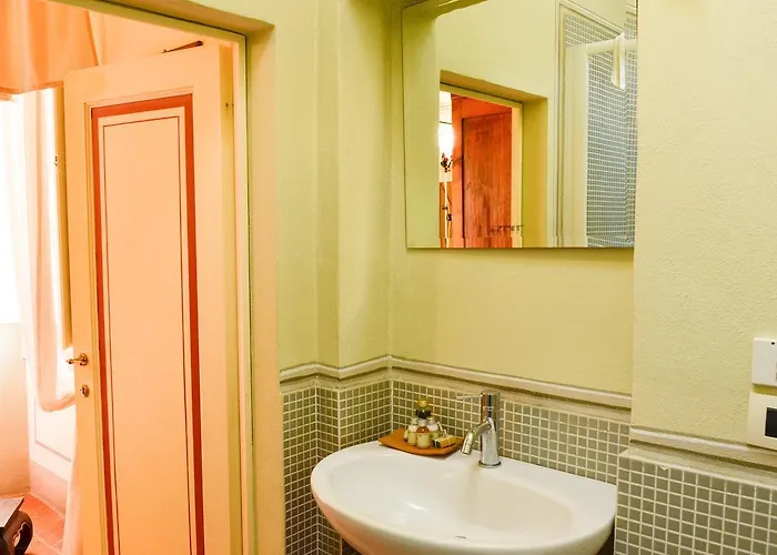 Vicolo Della Scala Bed & Breakfast 2*