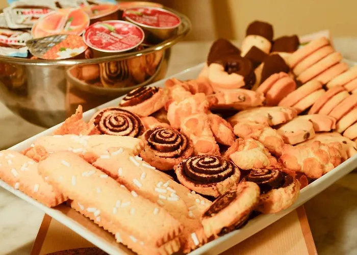 Vicolo Della Scala 2*